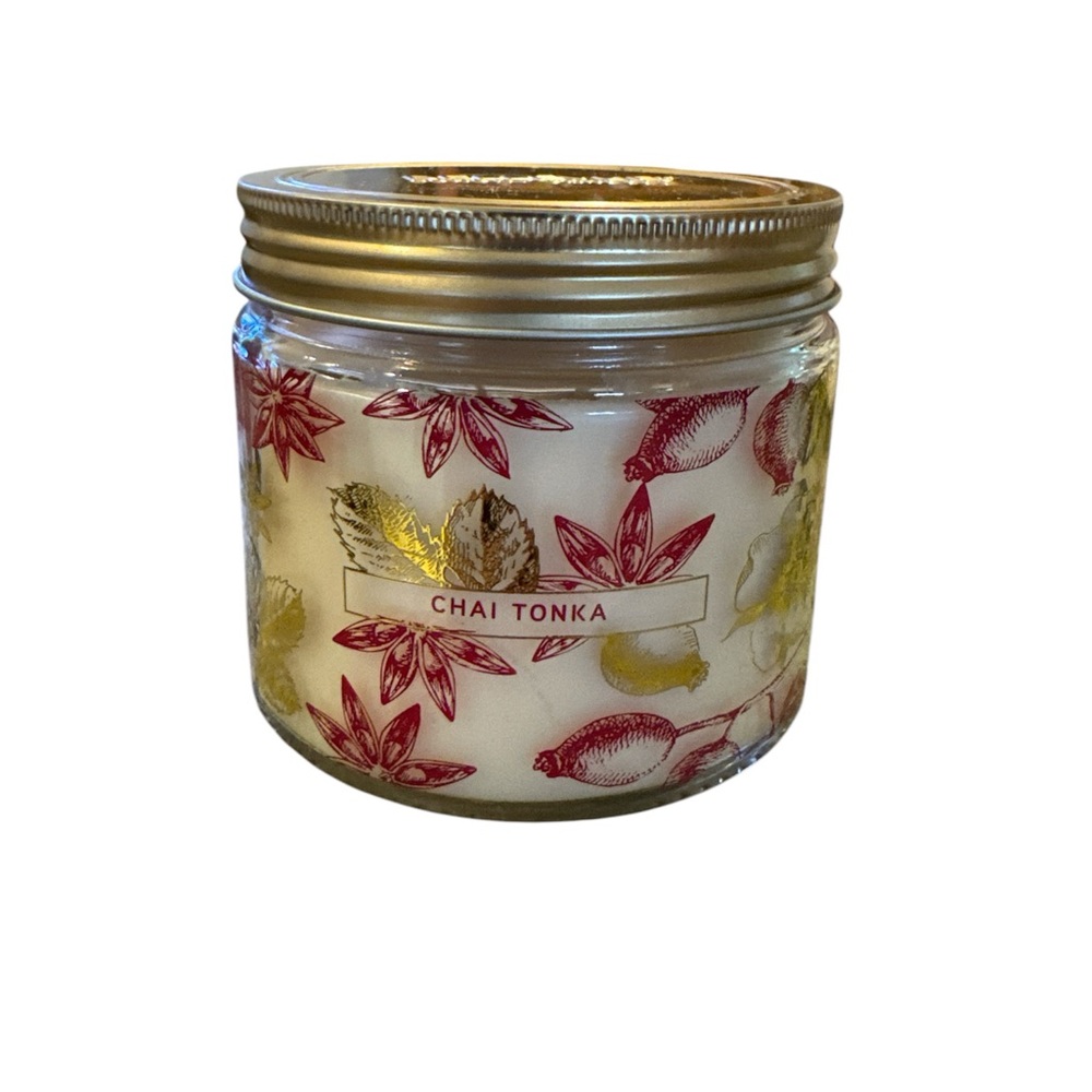 Bellevue Luxury Double Wick New Chai Tonka , 12 Ounce Candle, New Without Tags